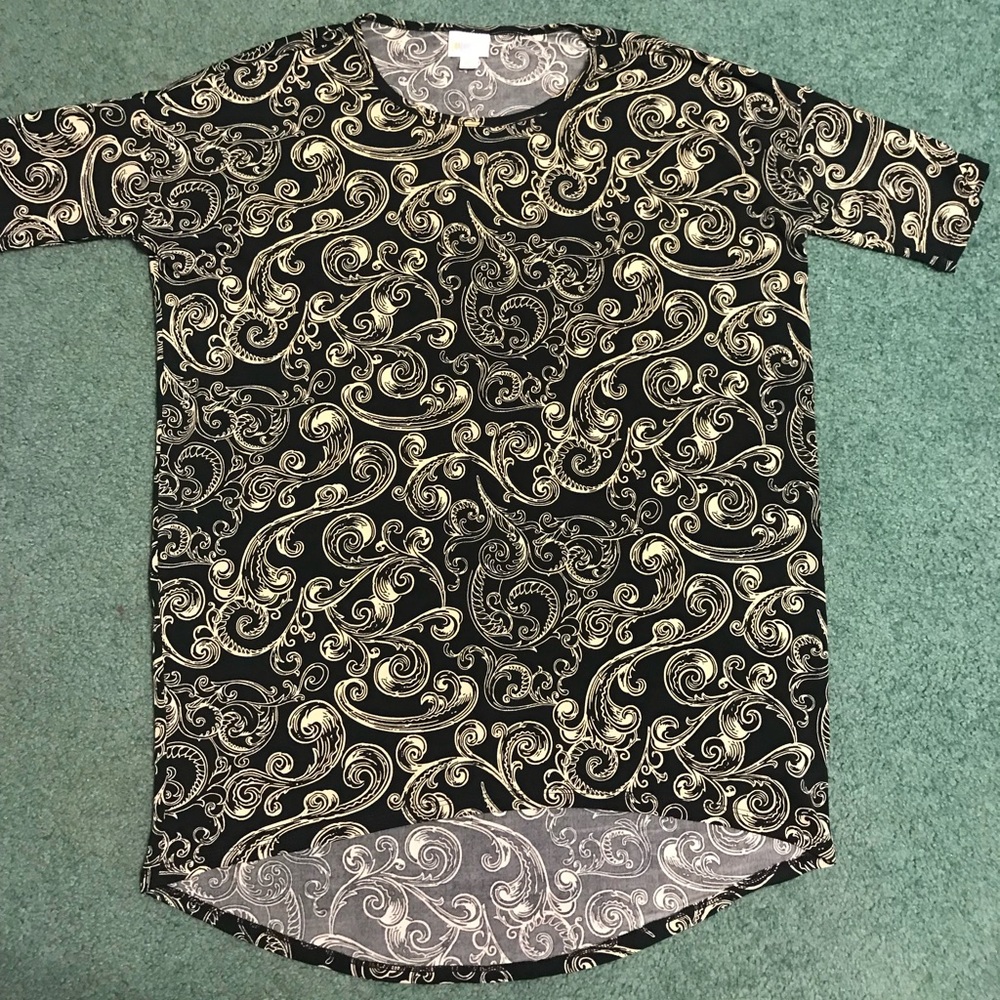 Cream and black silk Irma.